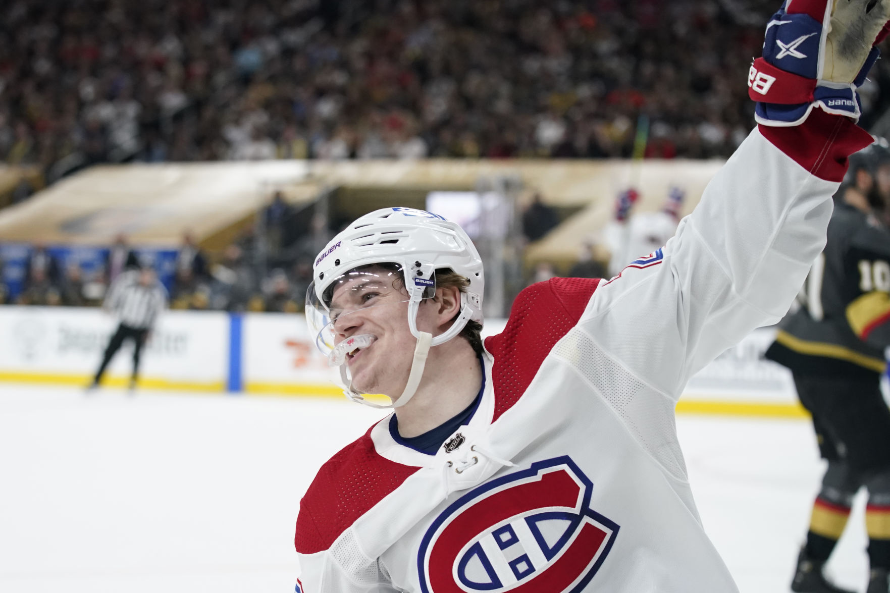 Cole Caufield, Montreal